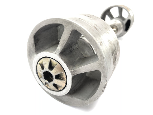 Benelli TNT 1130 [2009] - Bakaxelaxel med kedjespännare