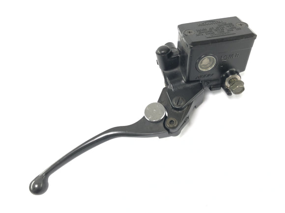 Triumph Daytona 900 T300 [1993] - Bomba de freio da bomba de freio de mão na frente com alça de freio