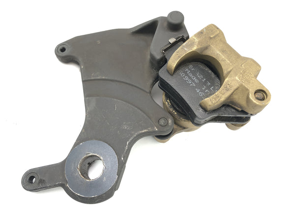 Honda SLR 650 RD09 [1997] - Calibre de freno en la parte posterior con placa de anclaje