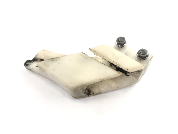 Yamaha XT 600 43F [1985] - Kedjeskyddsguide järnvägsfäste