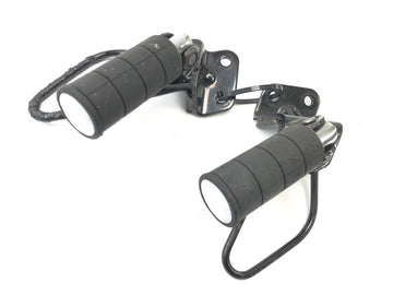 スズキ VZ 1500 WVCU [2011] - 助手席フットレスト、ホルダー付きピリオンペグ左右