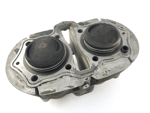 ヤマハXS 650 SE 3L1 [1979]  - ピストン付きシリンダー