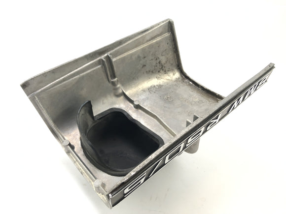 BMW R 60/5 [1973] - Pokrywa filtra powietrza nad pokrywką silnika