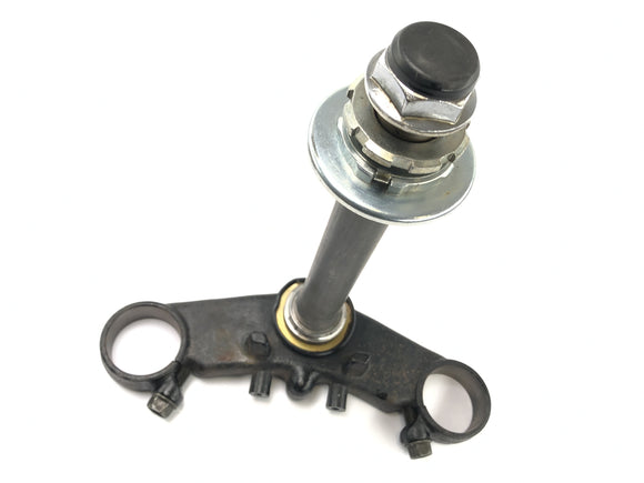 Honda CBR 900 RR SC28 [1994] - мост вилки ниже