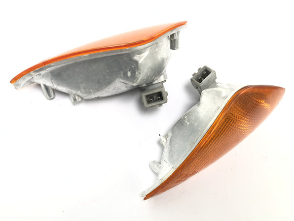 Ducati 999 H4 [2003] - Peilin vilkkuva suuntavalon vilkkuva valo vasemmalla ja oikealla