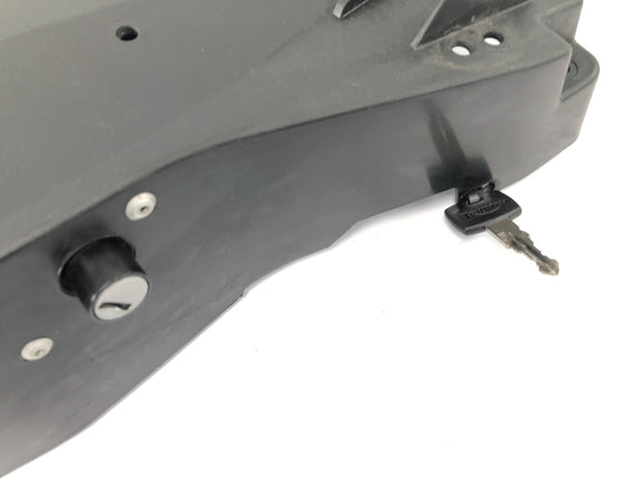 Triumph Speed Triple 1050 515NJ [2007] - Bagkåbe, indvendig bagbeklædning, bagpassage