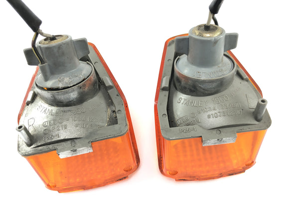 Kawasaki GPZ 1000 RX ZXT00A [1986] - Blinker Paar Blinkleuchte Indicator vorne Verkleidungsblinker