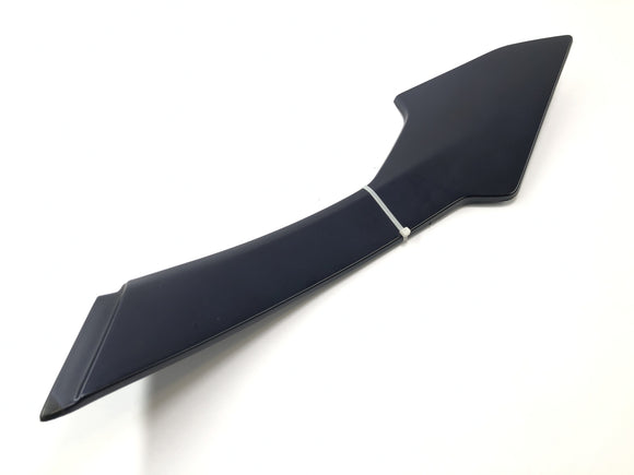 Aprilia RST 1000 FUTURA [2002] - Boční opláštění na pravé straně panelu sedadla