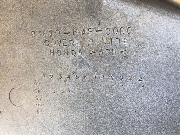 Honda CBR 900 RR SC28 [1994] - Задняя оболочка с задним оболочкой вправо