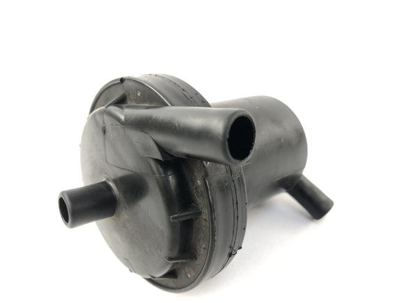 Honda NX 650 RD02 [1989] - Вентиляция вентиляционной контейнер.