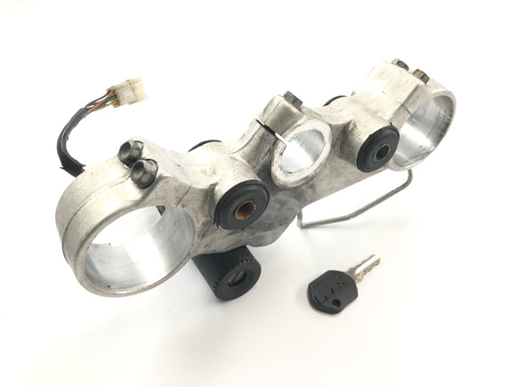 KTM 640 Adventure LC4 [2001] - piastra forcella superiore con blocchetto di accensione