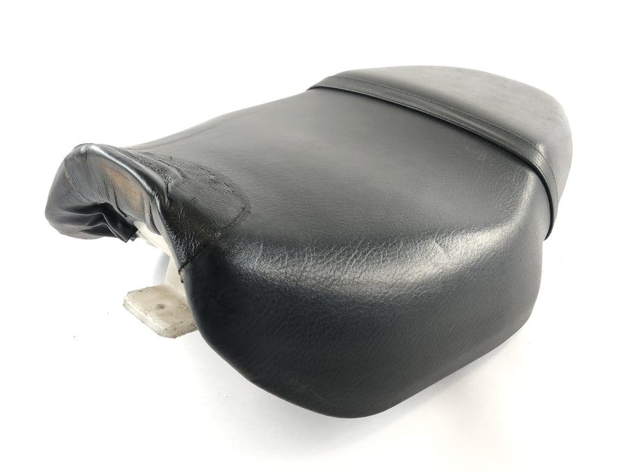 Suzuki Bandit 1200 GV75A [1998] - Selle