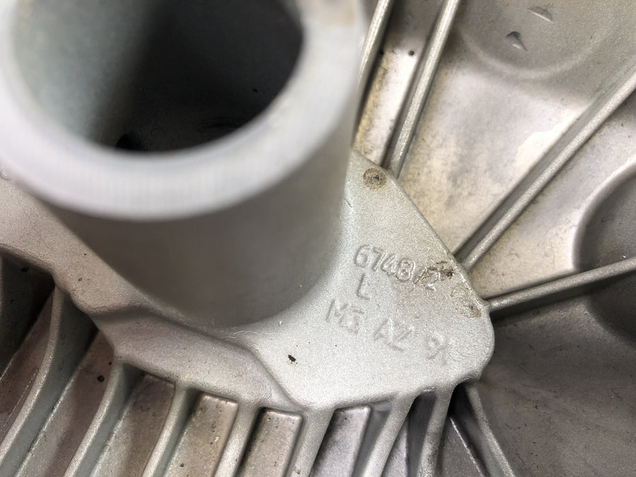 BMW R 1200 St R1ST [2006] - Ventil Låg Cylinder Hovedovertræk Magnesium tilbage