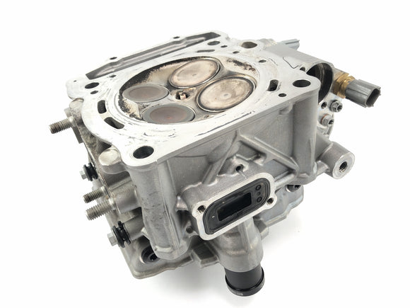 KTM 1050 Adventure [2017] - hlava válce na přední straně