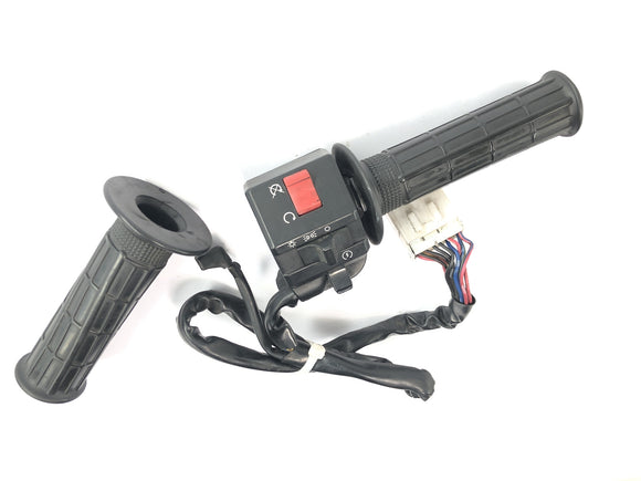 トライアンフ デイトナ 900 T300 [1996] - ハンドルスイッチ スロットルグリップ コントロールハンドル 右