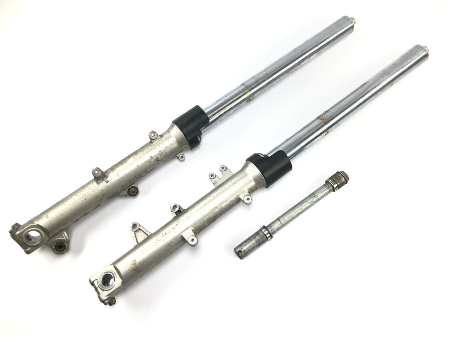 Honda VFR 800 FI RC46 [1999] - Haarukan teleskooppihaarukka akselin etuhaarukan haarukan putkilla