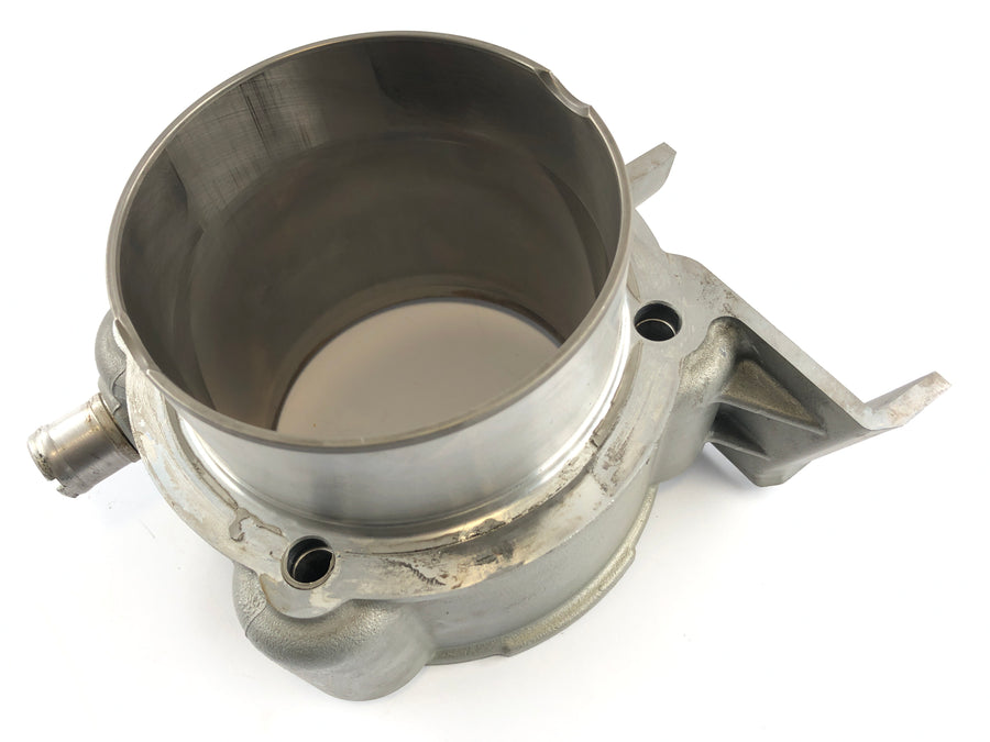 Ducati 1098 S H7 [2009] - цилиндр позади