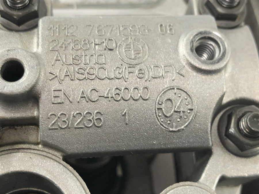 BMW K 1200 S K12S [2005] - Zylinderkopf Ventiltrieb Nockenwellengehäuse