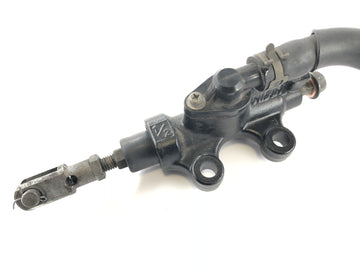 Yamaha v Max 1200 2We [1996] - тормозный насос позади - 0