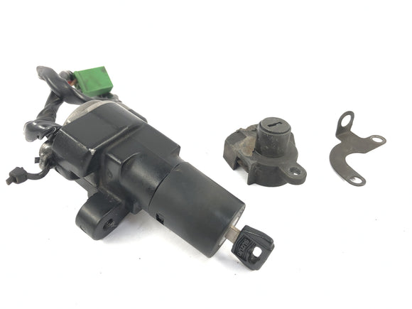 Suzuki GSX R 1100 GV73B [1990] - Замок зажигания