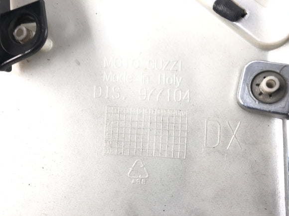 Moto Guzzi Norge 1200 [2006] - боковая облицовка замаскированная справа