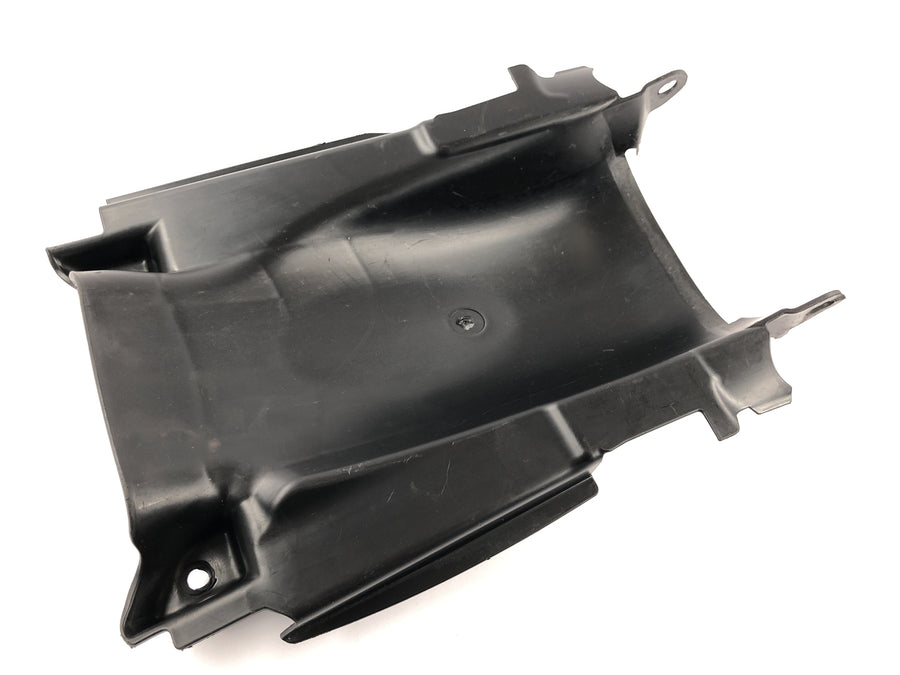 SWM SM 125 R [2018] - innvendig skjermhjulsdeksel bak sprutbeskyttelse