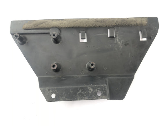 Yamaha YZF R1 RN01 [1998] - Запись держателя обложки двигателя для катушек зажигания