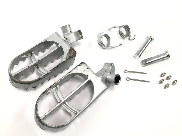 SWM SM 125 R [2018] - Fahrerfußrasten Fußpedale Set Paar