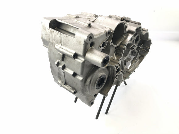 Aprilia RST 1000 Futura [2002] - Motorbehuizing leeg behuizing Empire Motorblok Motorbehuizing Huisbehuizingsblok