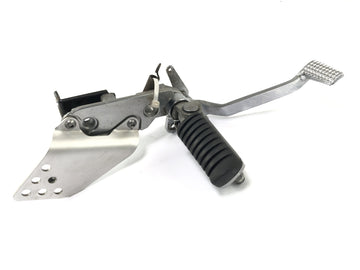 Kawasaki ZRX 1200 S ZRT20A [2002] - Sistema de reposapiés Pedal de pedal de freno derecho Soporte - 0