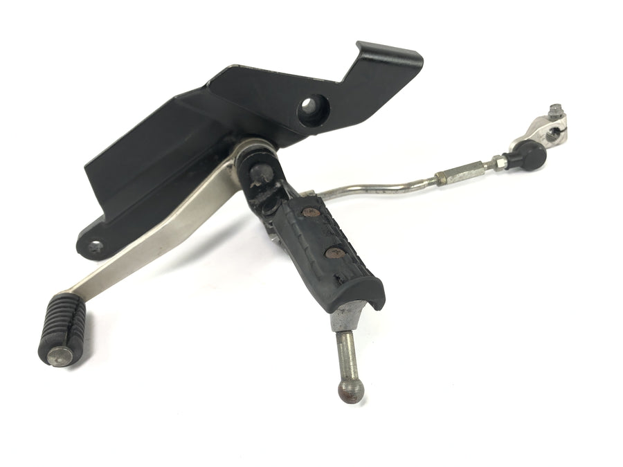Triumph Daytona 900 T300 [1993] - Footrest vlevo s přepínáním páky Shift Lever Switch Switch Switch Pedal