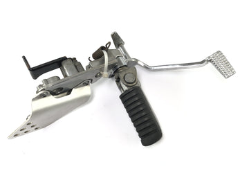 Kawasaki ZRX 1200 S ZRT20A [2002] - Sistema de reposapiés Pedal de pedal de freno derecho Soporte