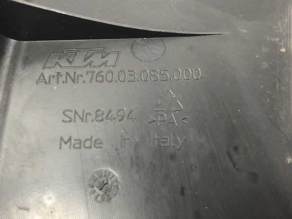 KTM Duke 690 A3 [2012] - Rahmenabdeckung Motorverkleidung Motorschutz Kunststoffabdeckung Paar