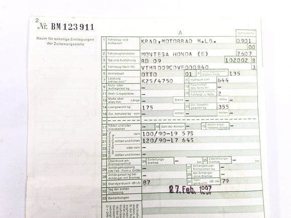 Honda SLR 650 RD09 [1997] - Marco con papeles