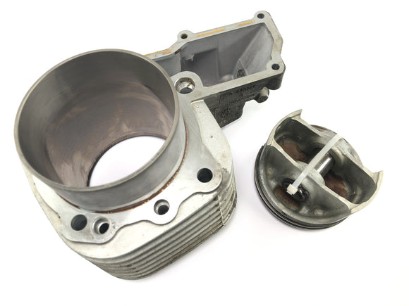 BMW R 1100 S R2S [2000] - cylindre avec piston à droite