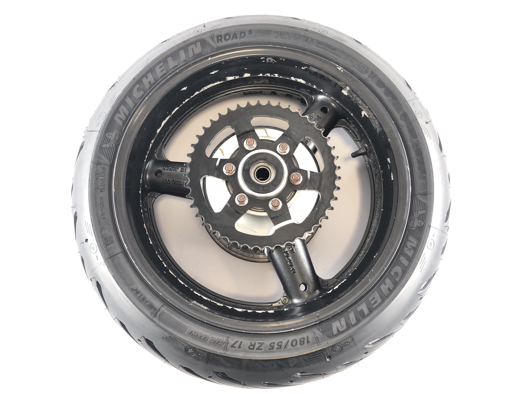 Suzuki Bandit 1200 GV75A [1998] - Rear wheel rim Michelin Road5 180/55 ZR17