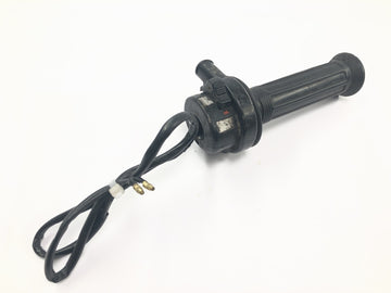 Yamaha DT 175 2K4 [1982] — Ручка дроссельной заслонки, поворотная ручка дроссельной заслонки, переключатель на руле, правый