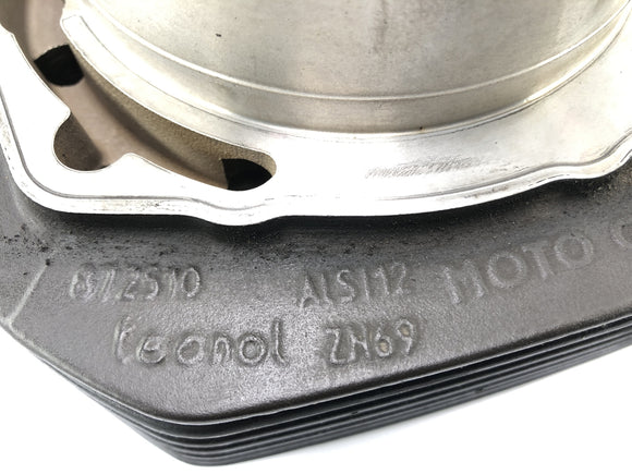 Moto Guzzi Stelvio 1200 4V [2009] - cylinder with pistons on the left