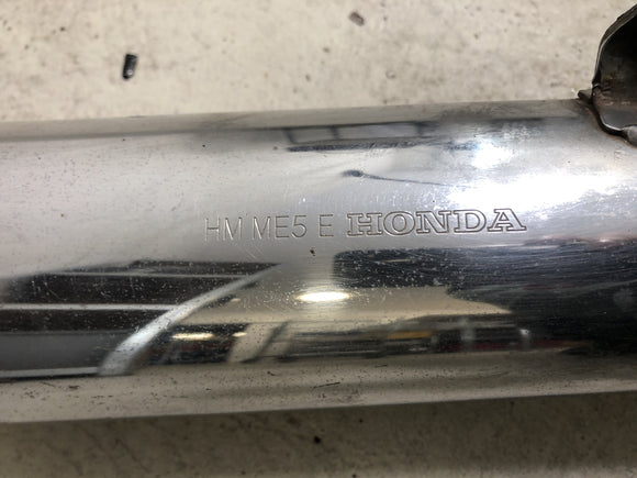 Honda CBX 650 E RC13 [1983]  - 右側の排気マフラー