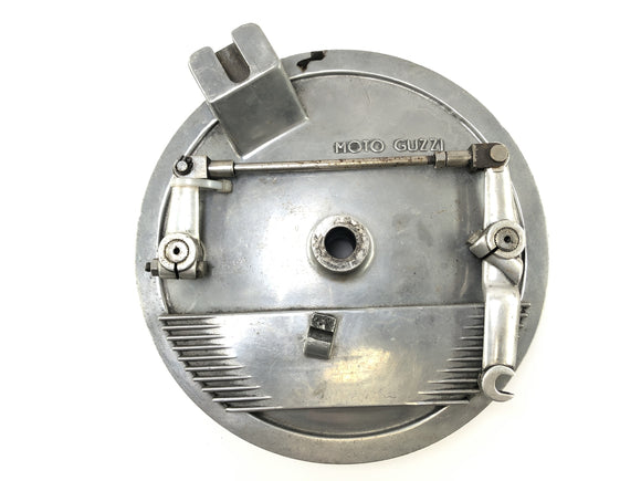 Moto Guzzi V7 Special [1971] - тормозный барабан на переднем дуплексном наборе Sport - держатель Defective