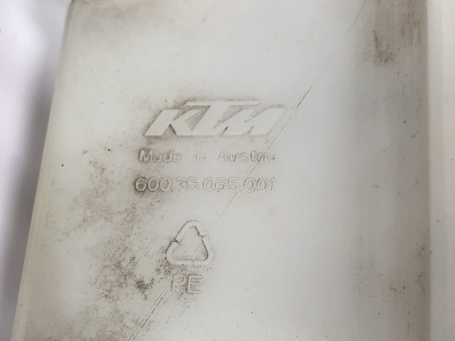 KTM 950 Adventure LC8 [2004] - Δοχείο διαστολής ψυκτικού