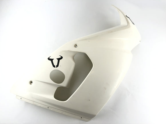 Yamaha YZF 750 R 4NHN [1996] - Pokłcza boczna na właściwym przebraniu okładzin wyścigowych