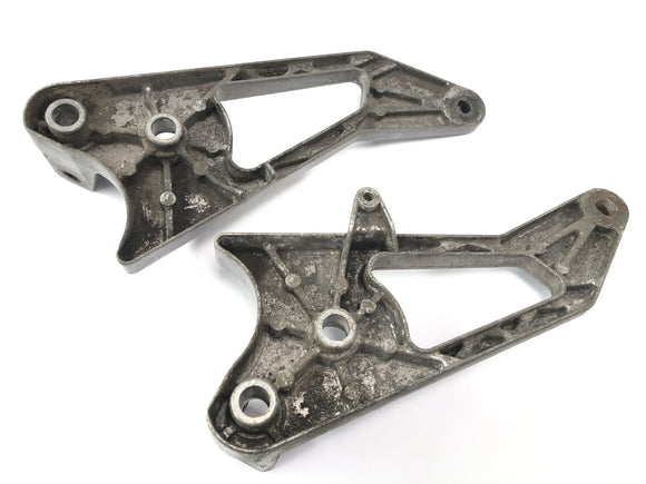 Moto Guzzi California III VY Integrale [1990] - Passagerarfotstödsfäste bak vänster och höger