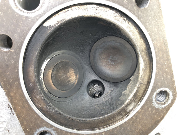 BMW R 60/5 [1973] - Cylinder head left