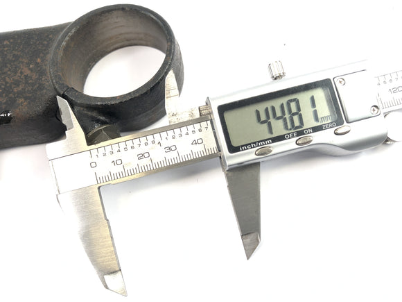 Honda CBR 900 RR SC28 [1994] - мост вилки ниже