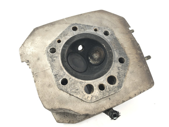 Moto Guzzi California II VT [1985]  - 右側のシリンダーKopg