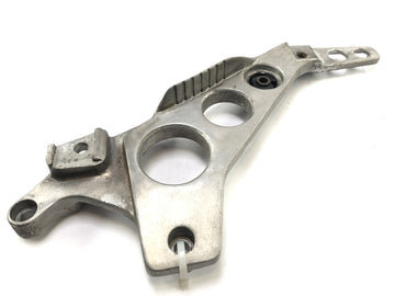 Yamaha Rd 350 YPVS 31K [1984] - Держатель подножия справа