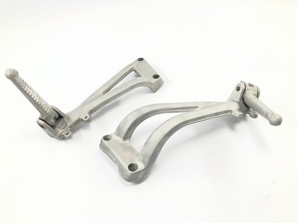 Ducati Monster S4R M4 [2004] - Fußrastenanlage Sozius Fußstützen Halter hinten links und rechts