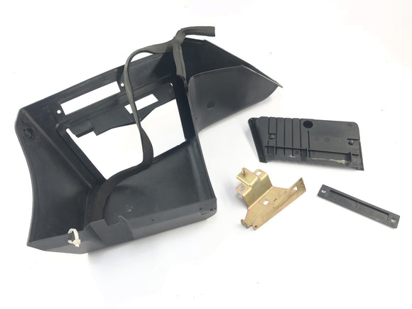 BMW R 100 RT 247 [1981] - Право внутренней облицовки кабины.