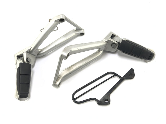 BMW R 1100 S R11 [2005]  - 左右にホルダーを備えた小児のフットレスト